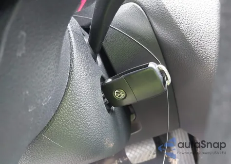 2013 Volkswagen Jetta 2.0L S из США, поврежденный, VIN 3VW2K7AJ7DM213501